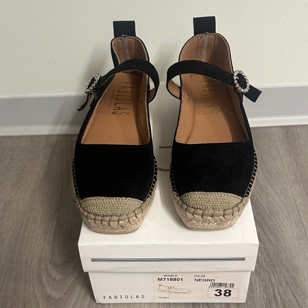 Fabiolas Elegant Black Espadrilles for Women